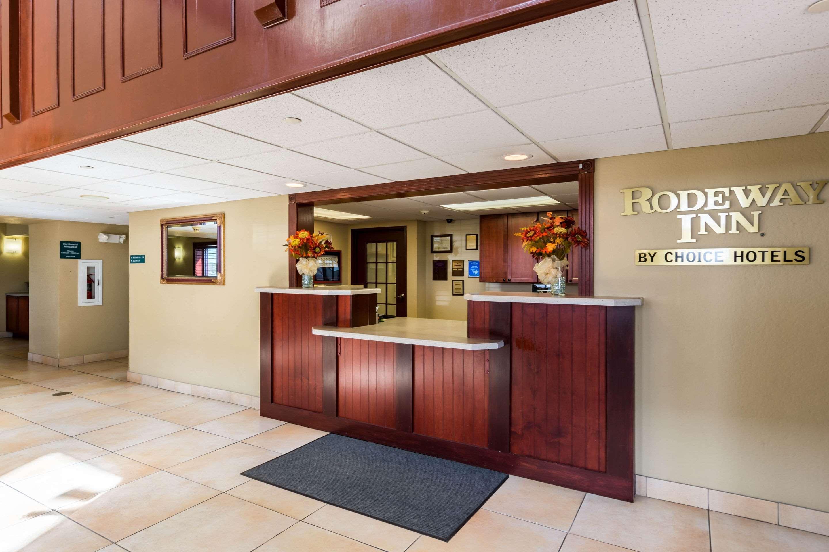 Rodeway Inn Norfolk Exterior photo